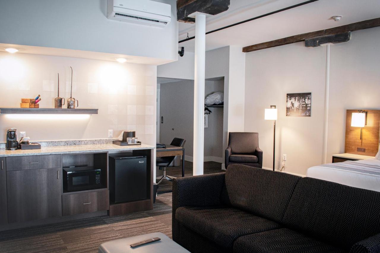 Hotel Millwright Amana Exterior foto